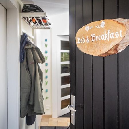 Mybednbreakfast In Bottmingen Bed and Breakfast Eksteriør billede