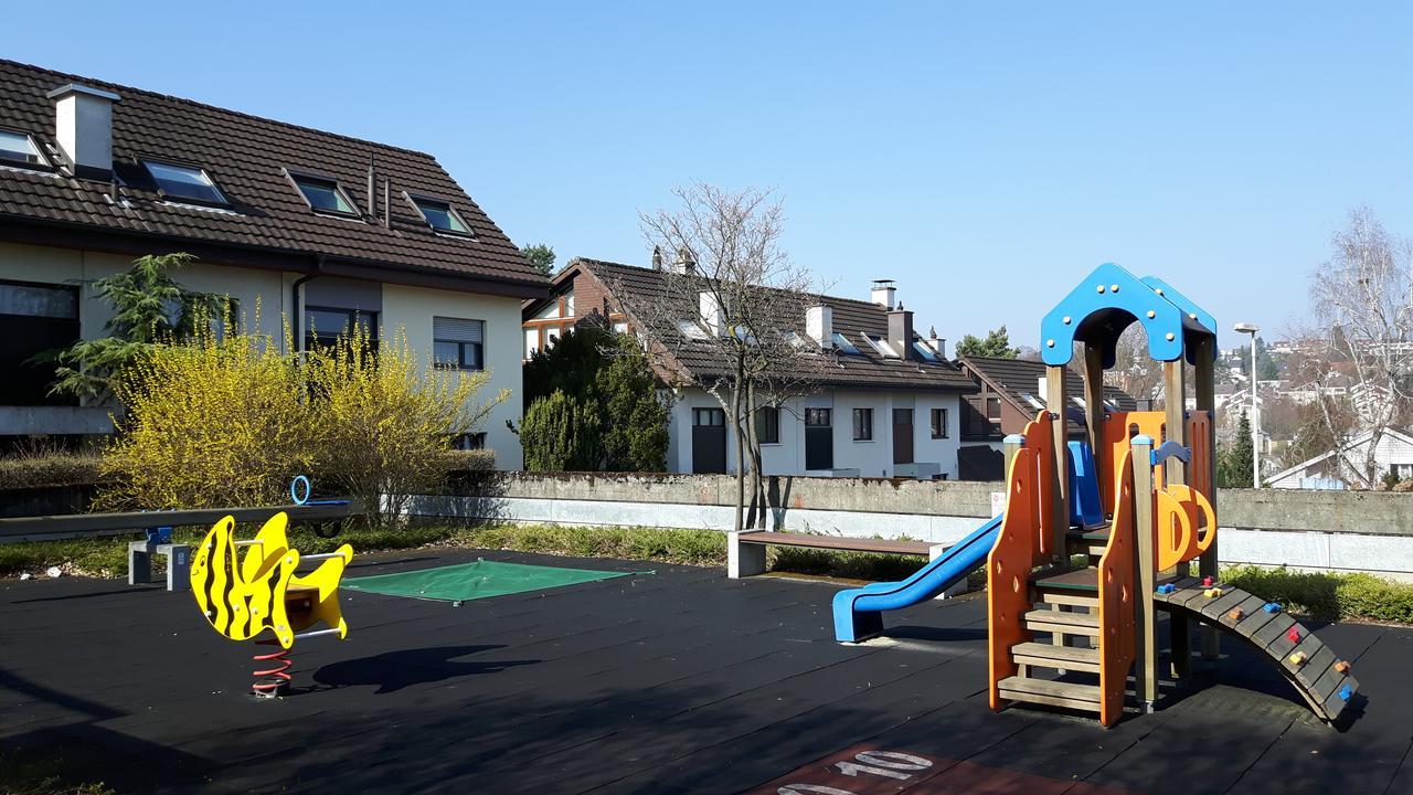 Mybednbreakfast In Bottmingen Bed and Breakfast Værelse billede
