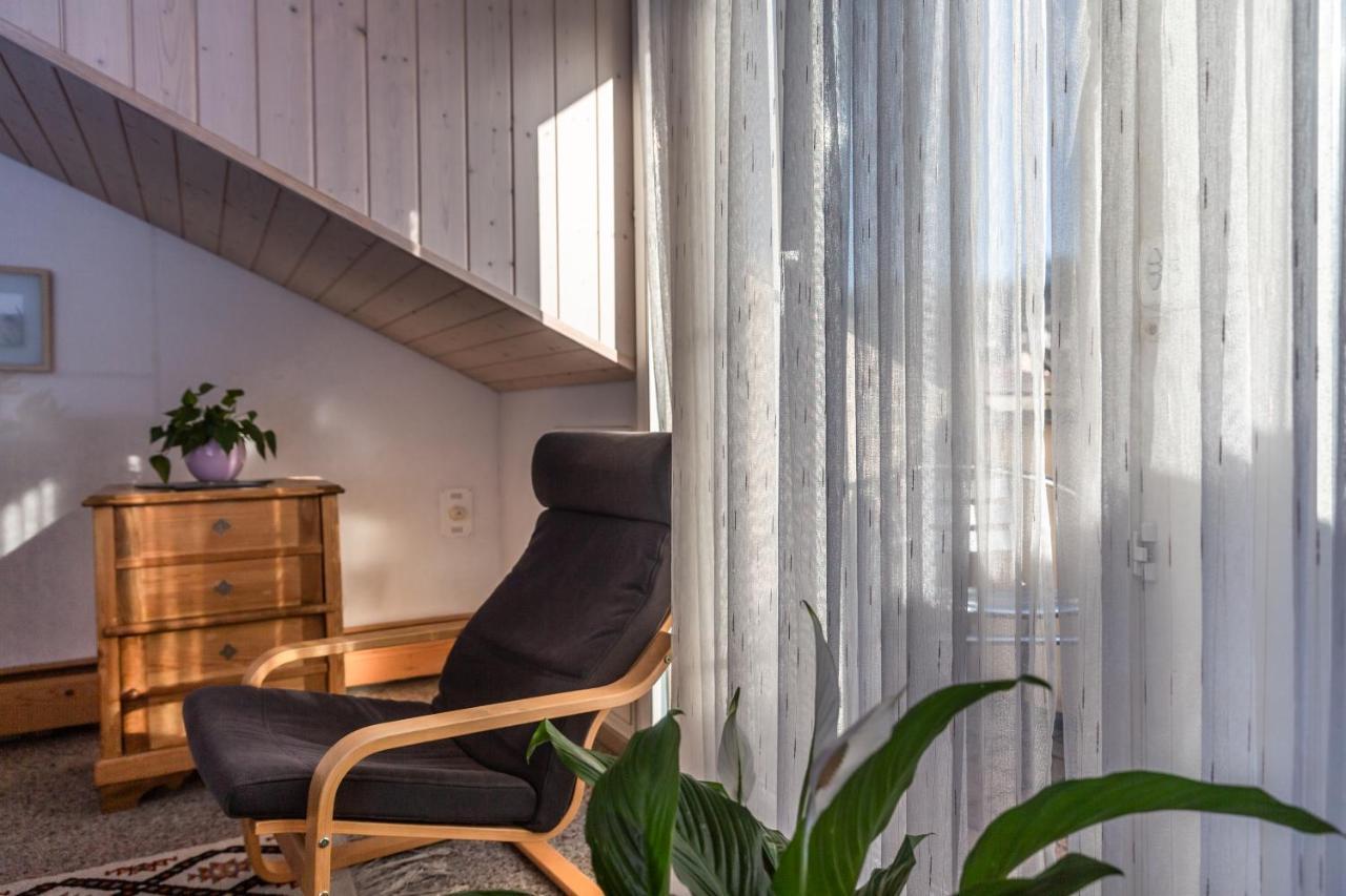 Mybednbreakfast In Bottmingen Bed and Breakfast Eksteriør billede
