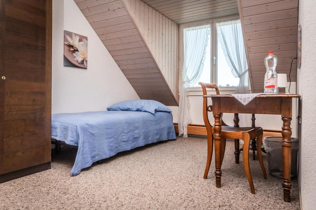Mybednbreakfast In Bottmingen Bed and Breakfast Eksteriør billede